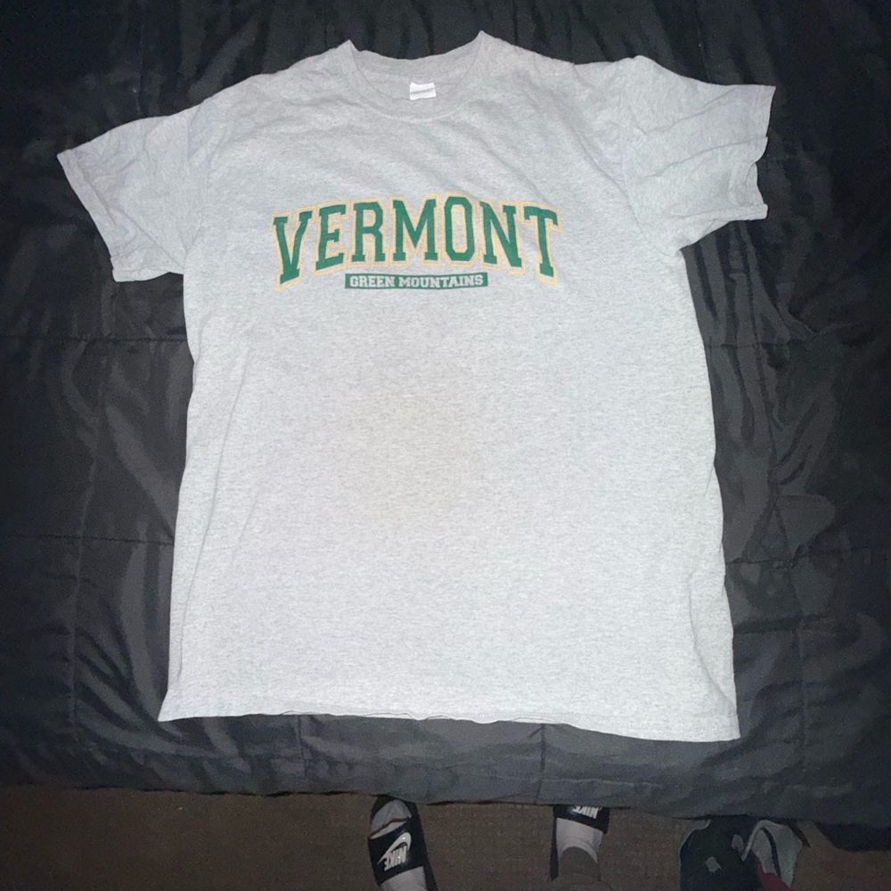 Gildan Gray Vermont Tee with Green Print